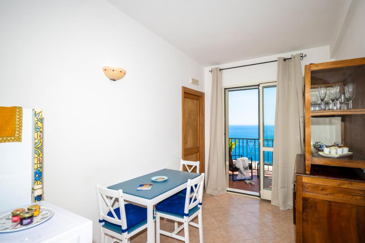 Casa Betty Apartment Positano Exterior photo